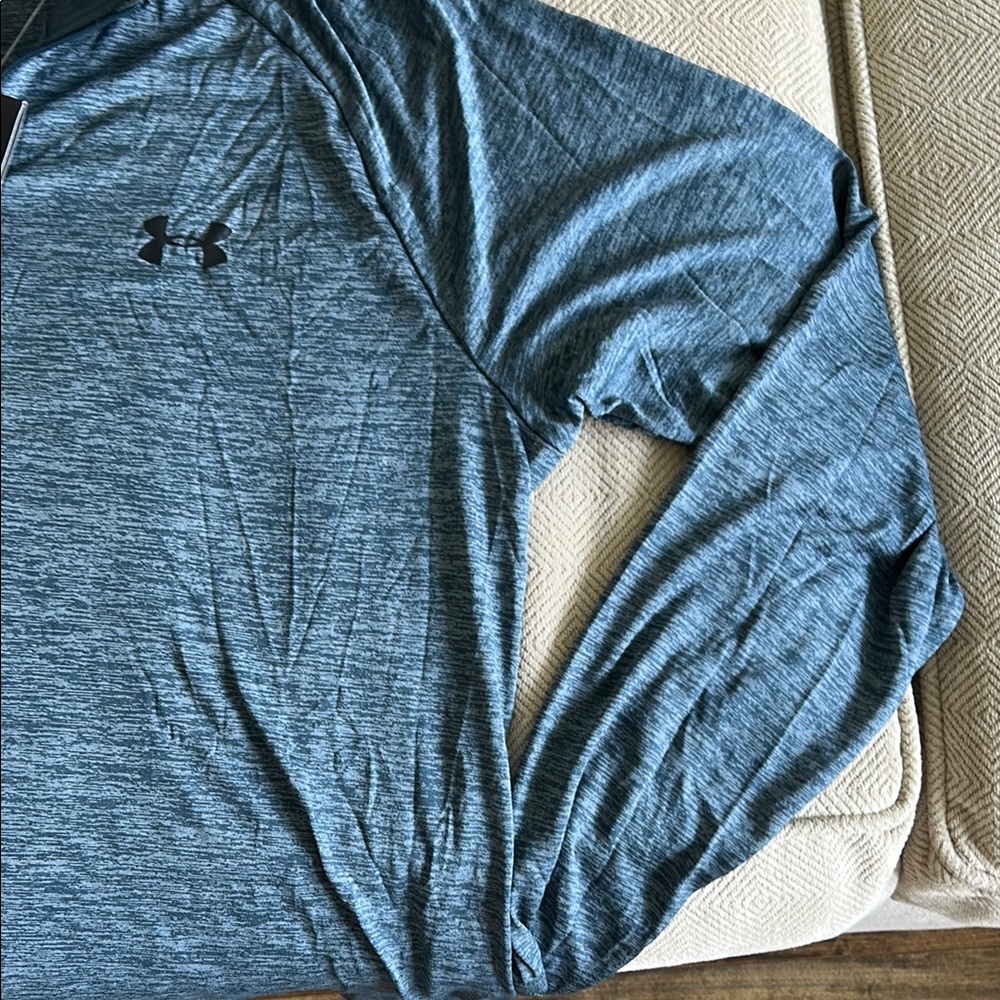 Under Armour Half-Zip Top - Picture 3 of 6